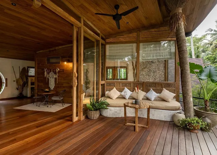 Villa Casa Pohon *