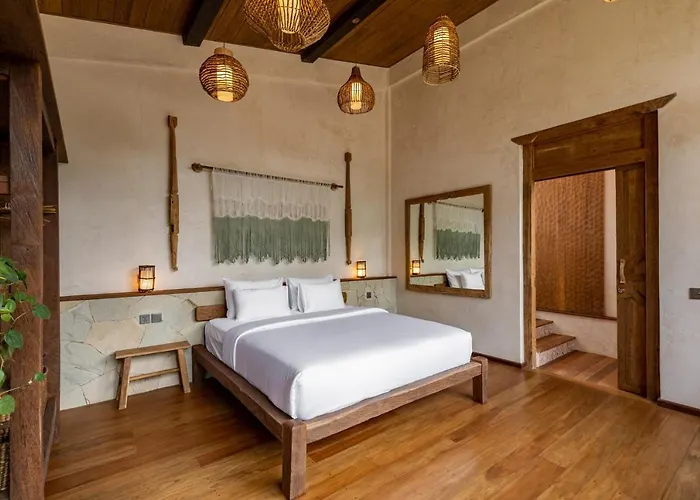 Villa Casa Pohon *