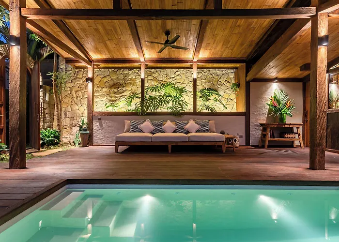 Villa Casa Pohon *